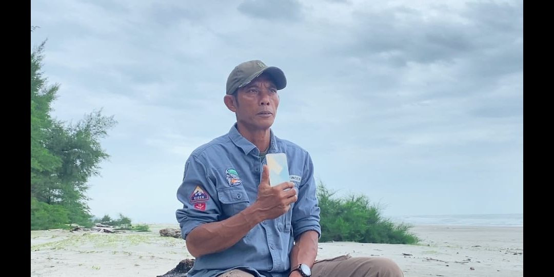Dedi Penyu Sosok di Balik Konservasi Penyu Arumbajar Panga Aceh Jaya